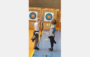 Nolan ajustant tranquillement ses flhes